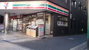 セブンイレブン港区飯倉店の外観